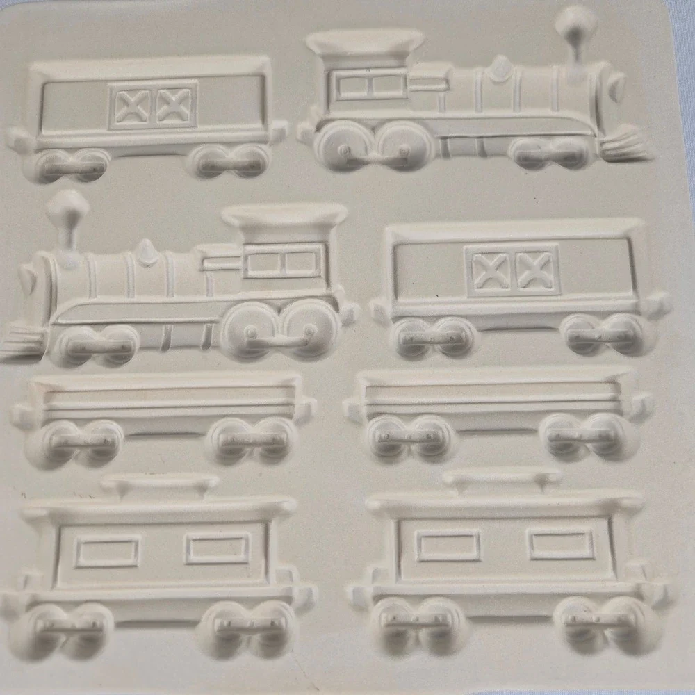 Pampered Chef Train Cookie Mold Stoneware Beige Excellent Vintage 1998 USA